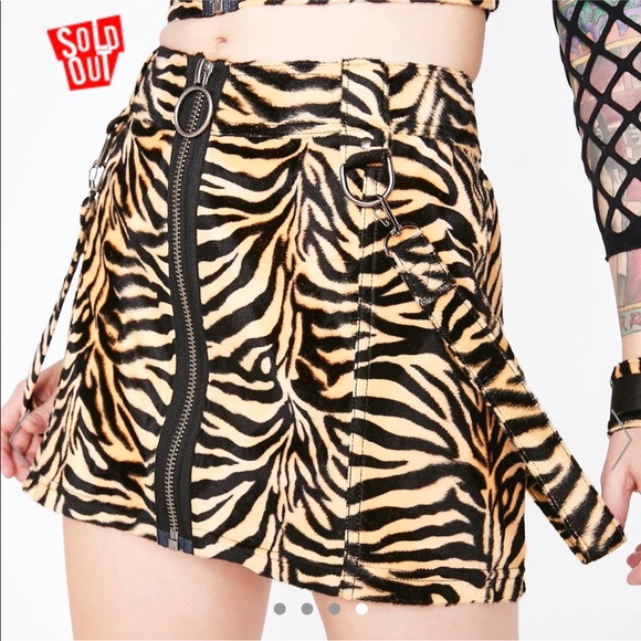 Current Mood Wild Calling Fuzzy Skirt NWT - Picture 4 of 4